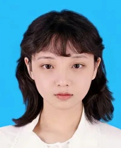 诸诗荟证件照